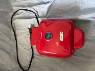Dash Mini Waffle Maker Red