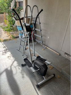 Leg workout machine