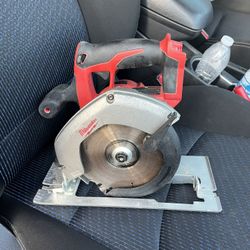 Milwaukee M18 Skilsaw 6 1/2 $70 Firme Precio Tool Only No Bateria 
