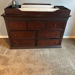 7-Drawer With Baby Changer & Matress