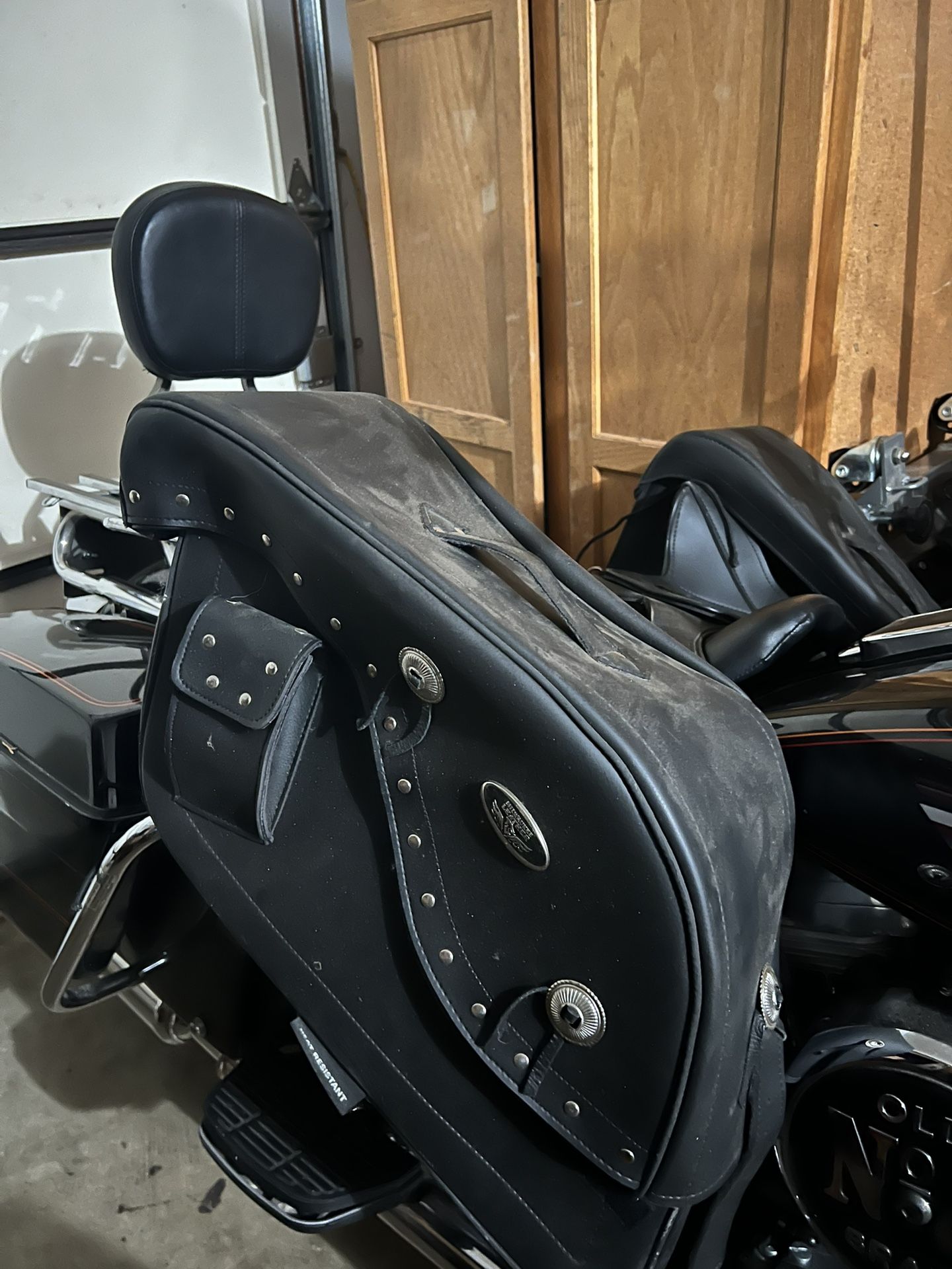 Milwaukee Leather Cruiser Saddlebags