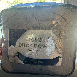 Bed Comforter (modern) 