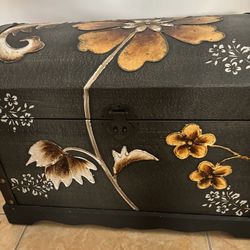 Decorative Wood Handpainted Raised Artwork Storage Chest With Dome Top