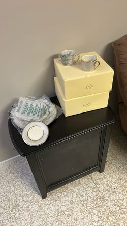 Lenox Fine China - 20 Piece Set