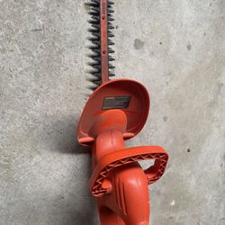 Black & Decker 17” Hedge Clippers 