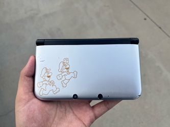 Nintendo 3ds XL Mario & Luigi Edition