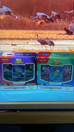 Pokemon 30th Celebration Battle Deck: Umbreon EX/ Espeon EX Set