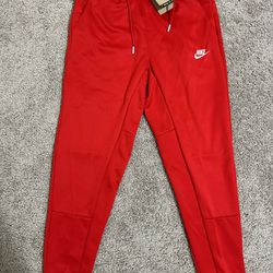 Nike men's NSW Club Joggers red Size S
