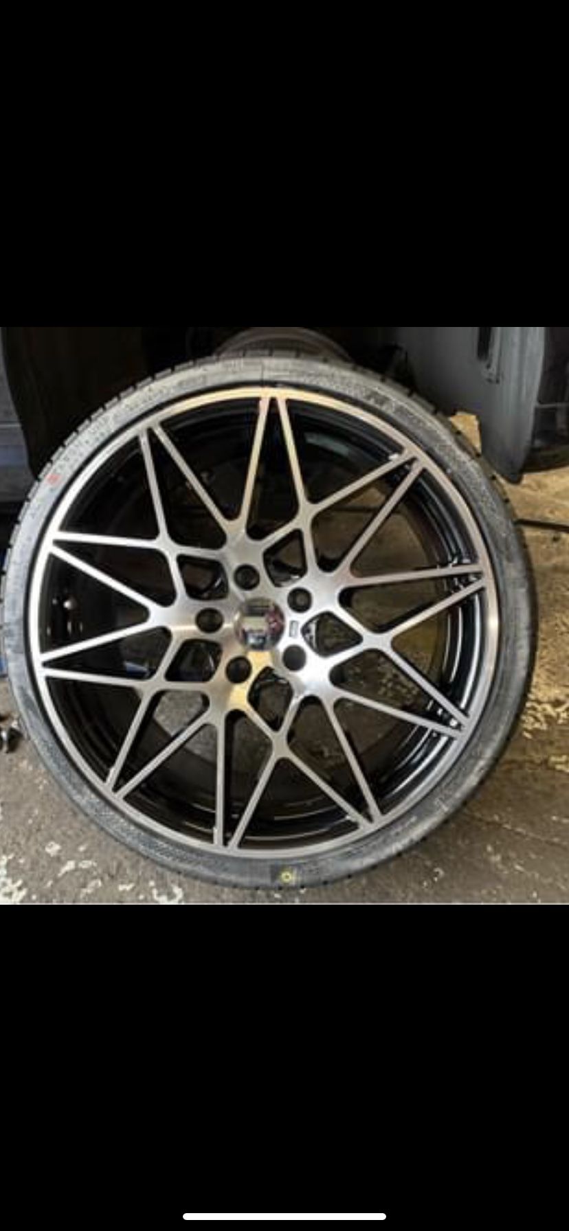 Bmw 20” new m style rims tires set set