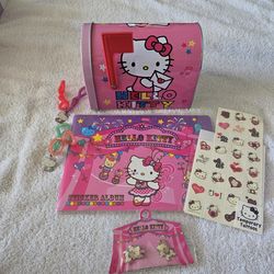 Hello Kitty Accessory & Activity Bundle Set