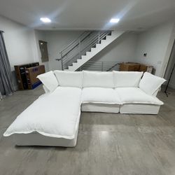 White Cloud Sectional (Brand new In Box)