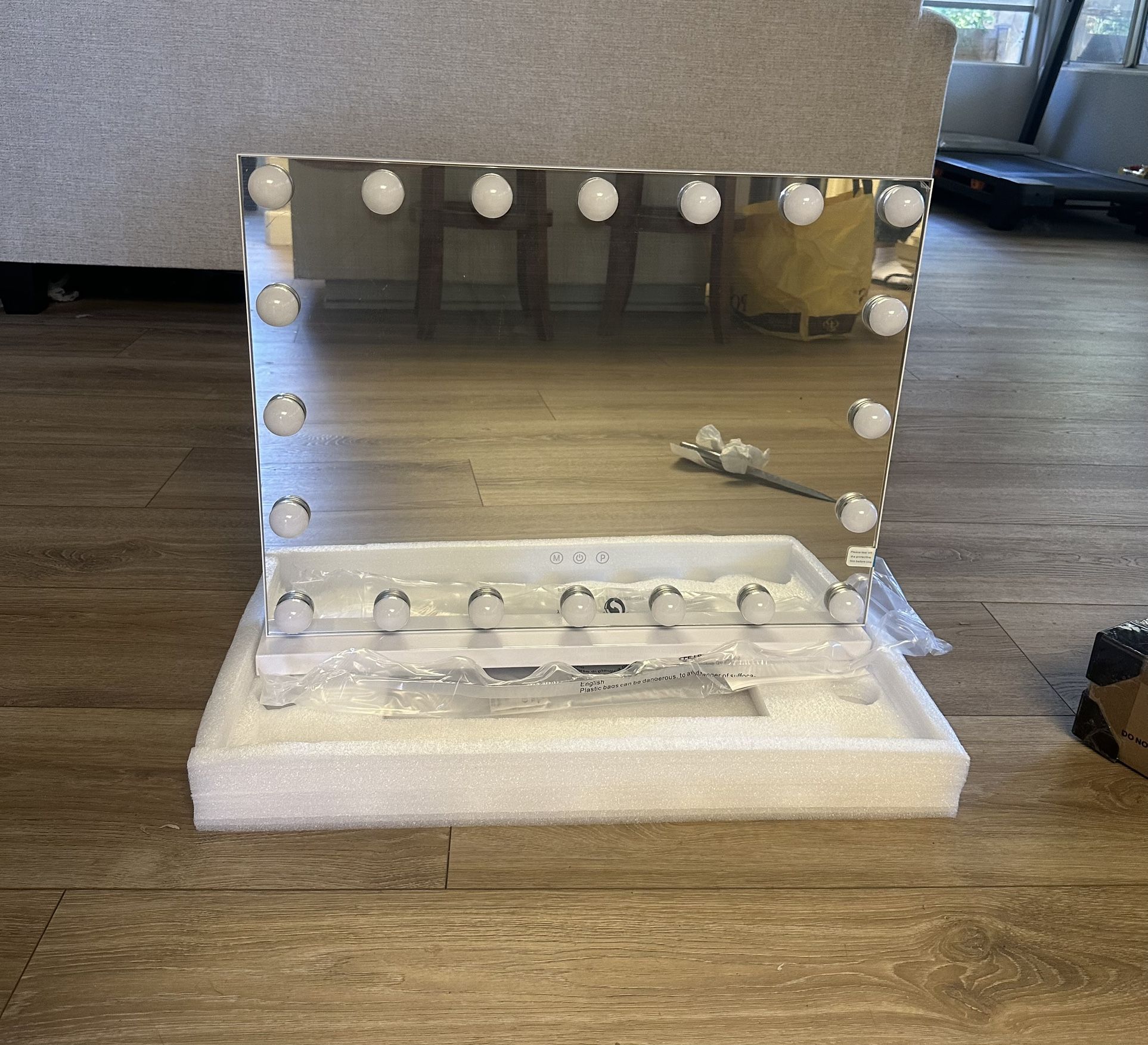 Despful LED Vanity Mirror 10X