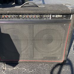 Crate G-250 2 x 12 Solid State Amplifier 2 x 12