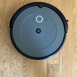 iRobot Roomba i2 (2152) Wi-Fi Connected Robot Vacuum. 