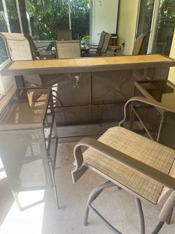 Outdoor Bar
