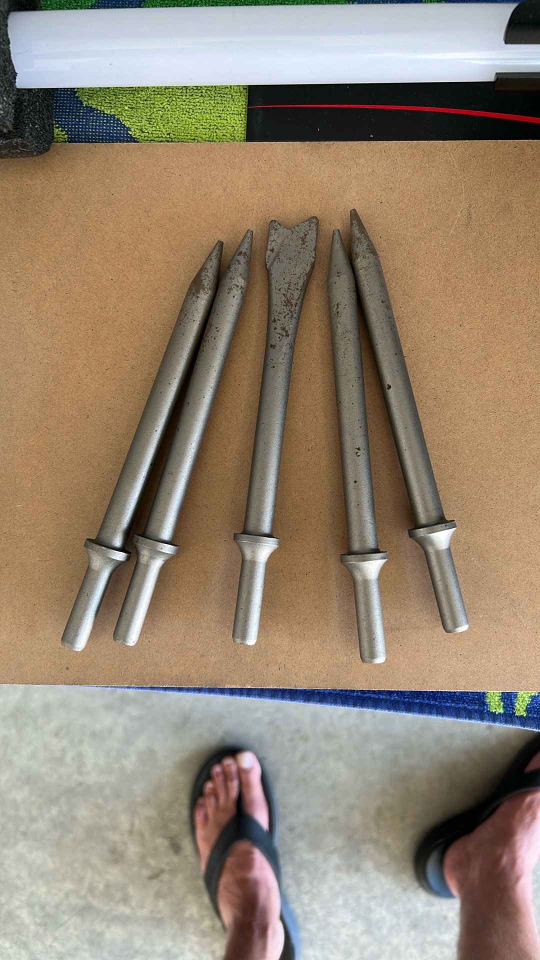 Chisel And Demolition Bits For Pneumatic Hammer (Lot Of 5)