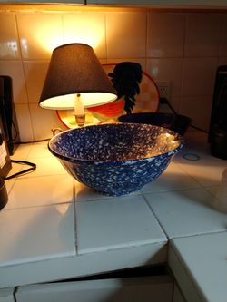 Italian Roma Blue n White Splatter ware Bowl