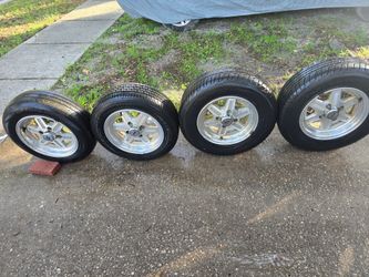 Datsun 280zx /260z OEM 14 inch Rims and Tires Originals
