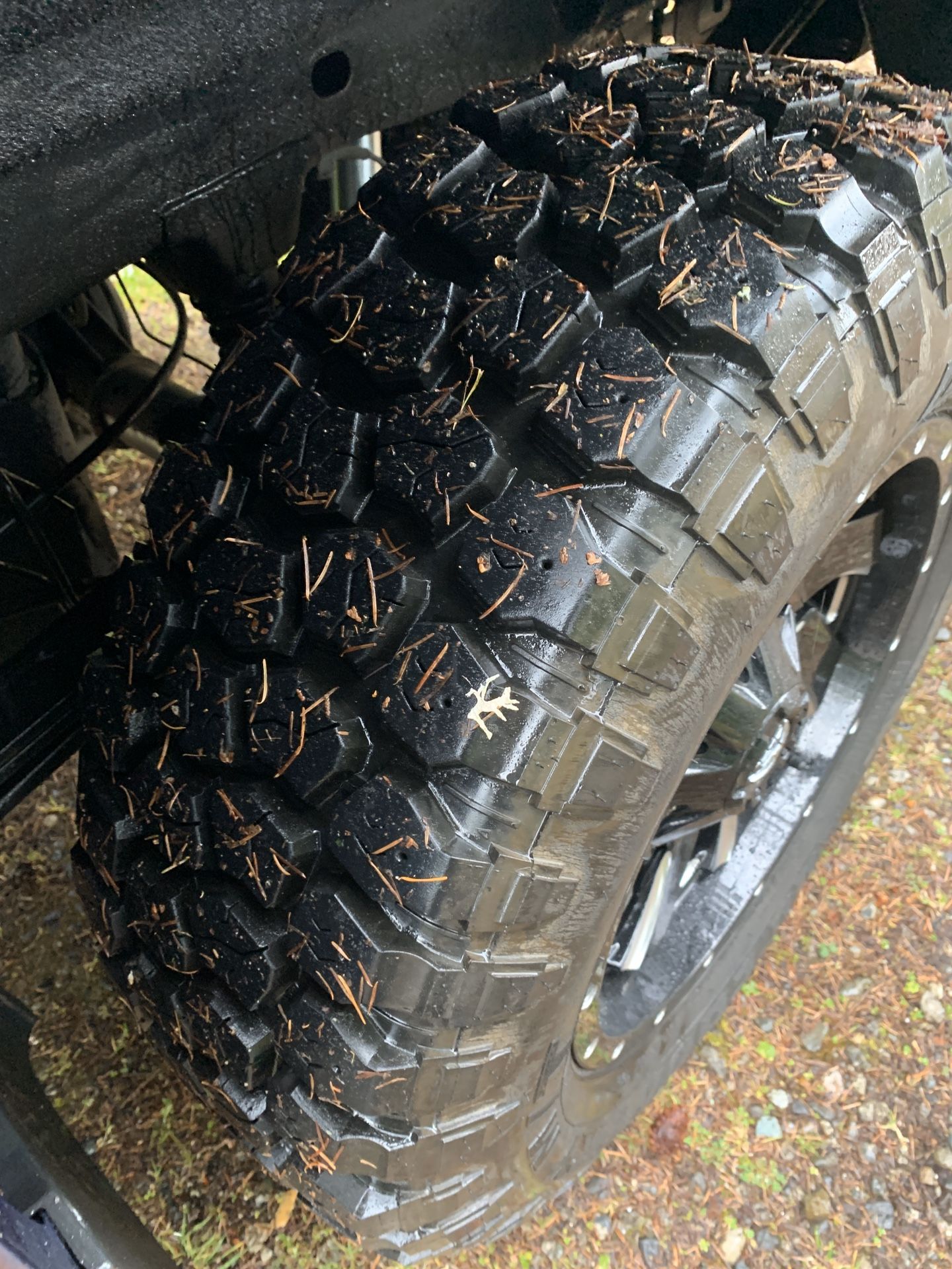 Ironman all country mt 275/65r18 mud tire
