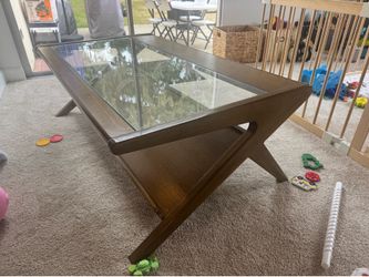 Free coffee table