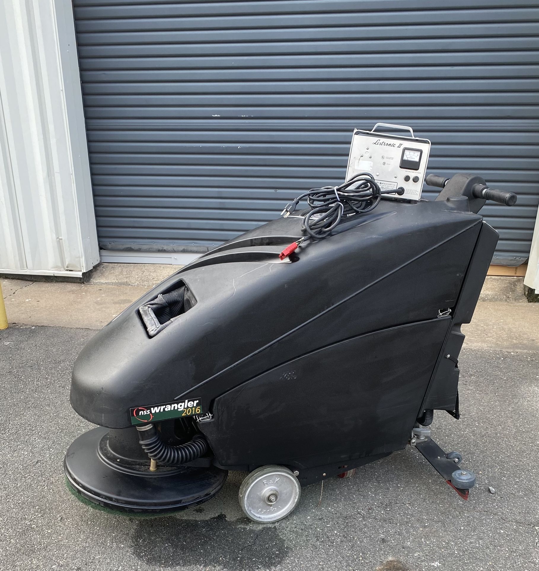 Automatic Walk Behind Floor Scrubber NSS Wrangler 2016 , 20 in