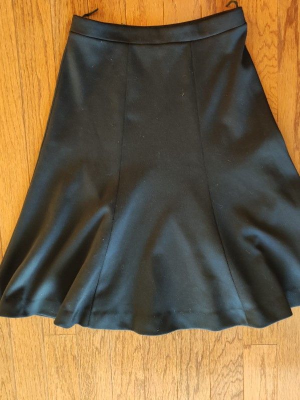 Solid Black Color Women's Skater Midi Skirt Size M Medium