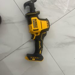 Dewalt Atomic DCS369 Compact Reciprocating Saw 20V