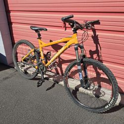 Specialized M5 MTN bike