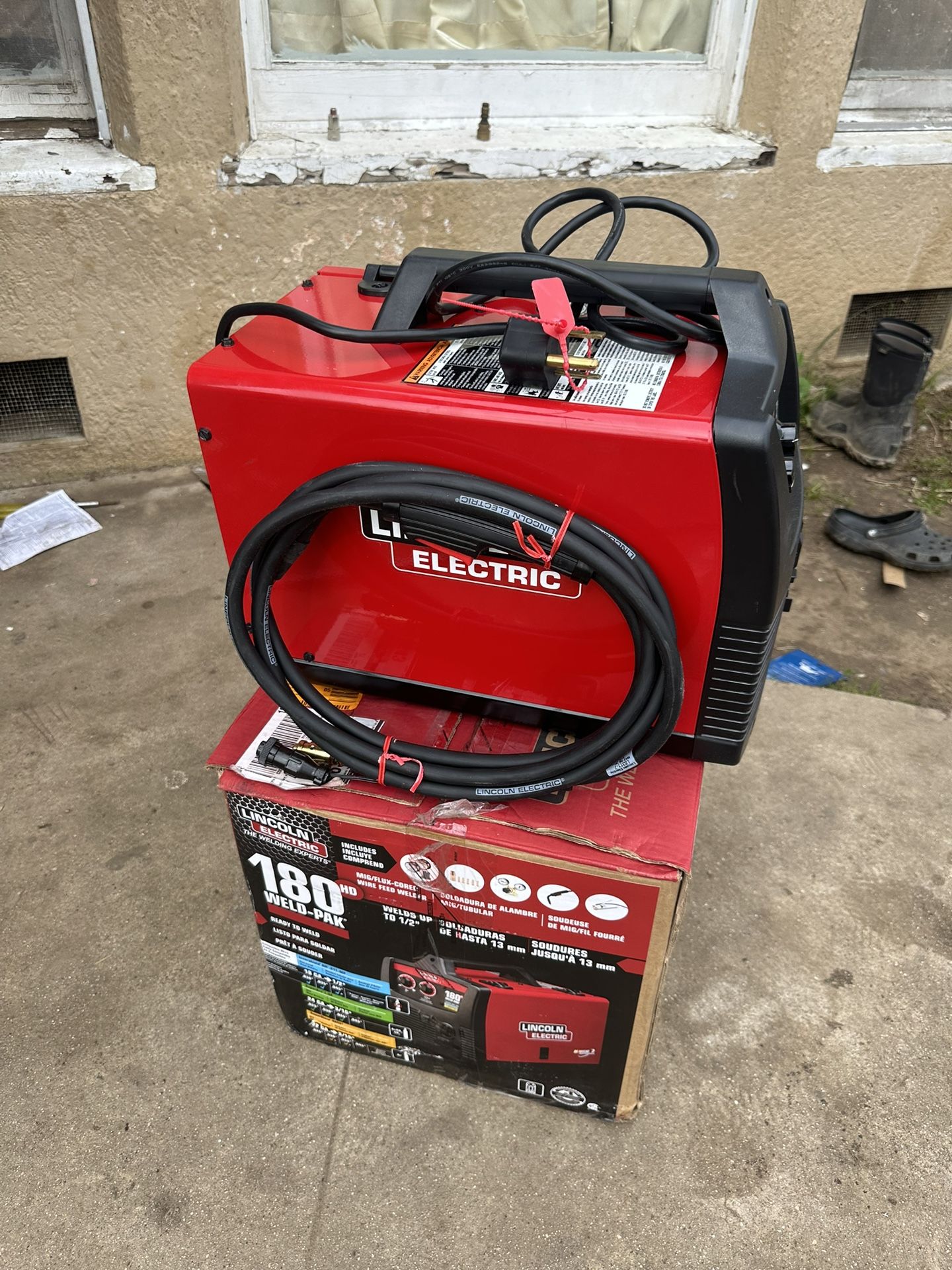Lincoln Electric WeldPak 180 Amp MIG FluxCore Wire Feed Welder, 230V