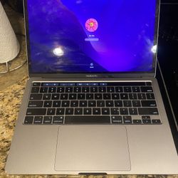 MacBook Pro 13inch  2020