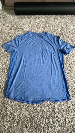 Oakley and Lululemon men’s shirts