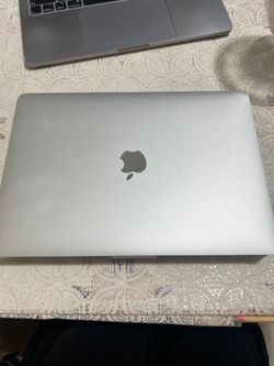2020 MacBook Pro A2338,M1 ,16Gb,512Gb,13” LCD, AC Charger, Good Condition,,Space Grey Color,Office 2022,Tahoe MAC OS for Sale