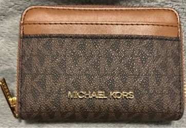 Micheal Kors Wallet