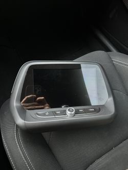 2020 - 2023 Chevrolet Camaro SS OEM Radio Display Center Control Panel Screen