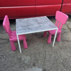 Metal Kids Table With Chairs