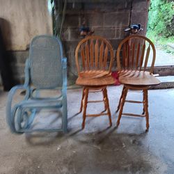 Bar Stools n Rocking Chair