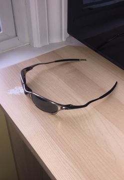 ORIGINAL Oakley JULIET X METAL for Sale in Belle Isle, FL - OfferUp