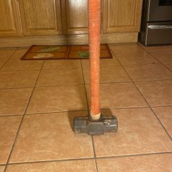 Sledge Hammer 10 Lb Great Condition !