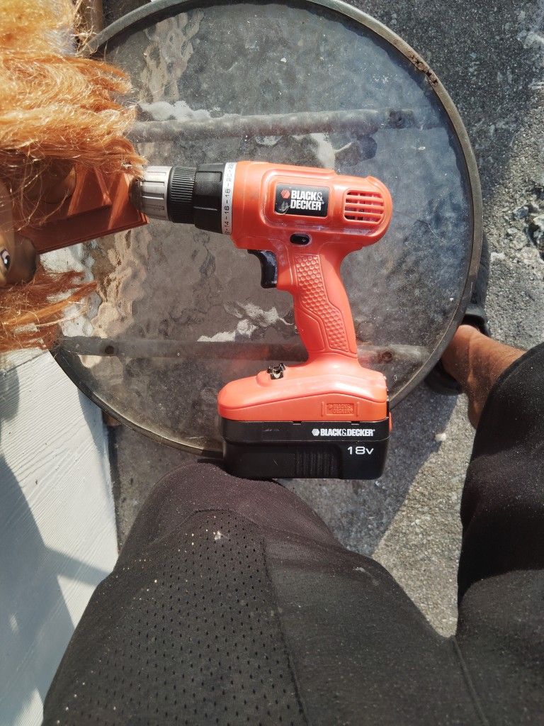 Black N Decker 20 Volt Cordless Drill
