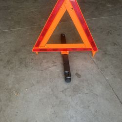 Emergency 🚨 Triangle 