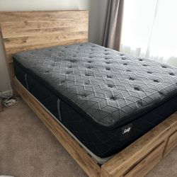 Bed with Sealy Posturepedic Full-size mattress