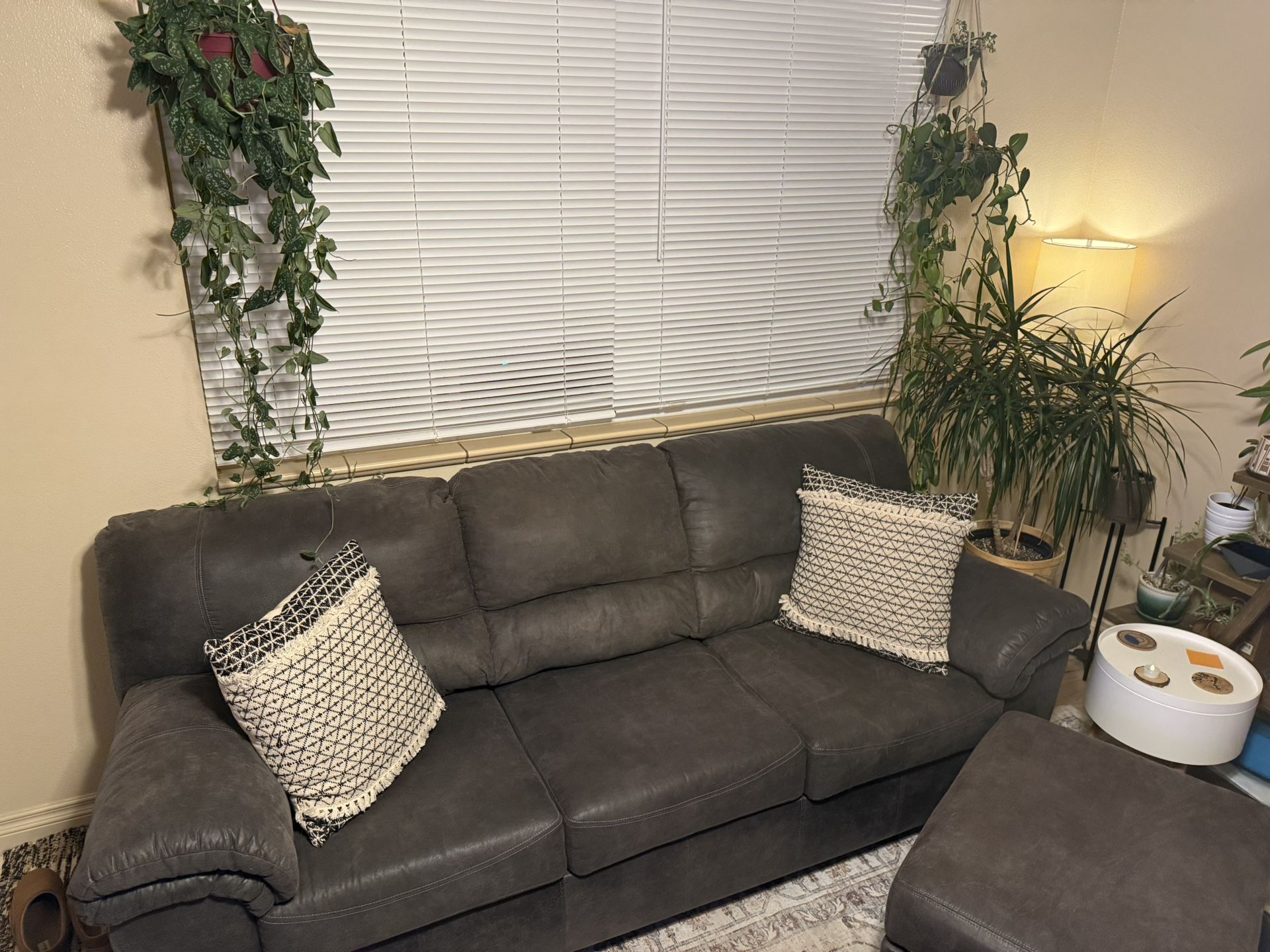Full Sleeper Sofa/Living Room Set, Ashley Furniture - Bladen (Slate Gray)