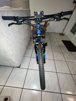 2017 Specialized Rockhopper 29” Mountain Bike – Medium – Blue (OBO)