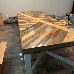 Dining room table