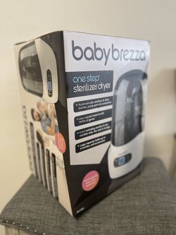 New Baby Brezza Sterilizer + Dryer