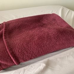 Light Weight Soft Travel Blanket 