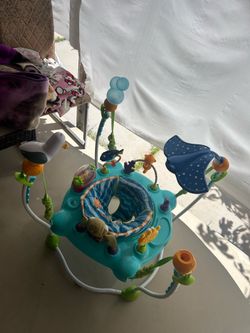 Baby bouncer