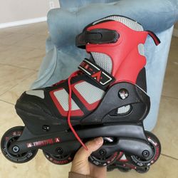 ROLLER BLADES SIZE 6 WOMENS
