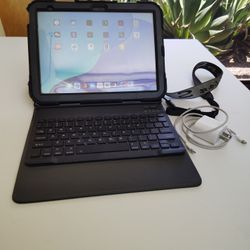 2025 11 inch Apple iPad A16! (A3354) Excellent Condition! $399 OBO!