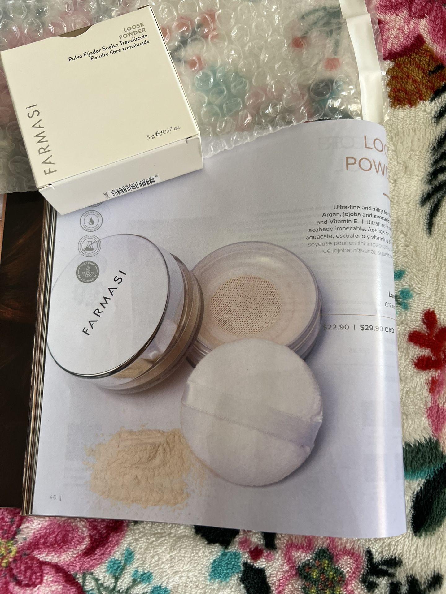 NEW UNOPENED Farmasi translucent Face Powder